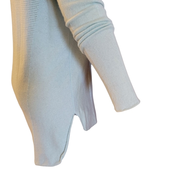 Vince Soft Blue Knit Top 100% Cashmere - Picture 6 of 6